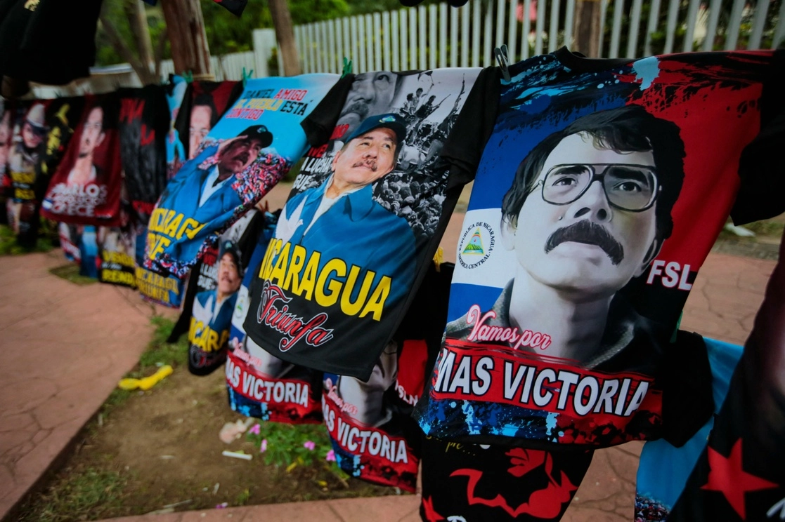 Suazo, de 31 años, es originario de la sureña ciudad de Masaya, donde en 2018 ocurrieron las manifestaciones antigubernamentales más fuertes. Foto Afp