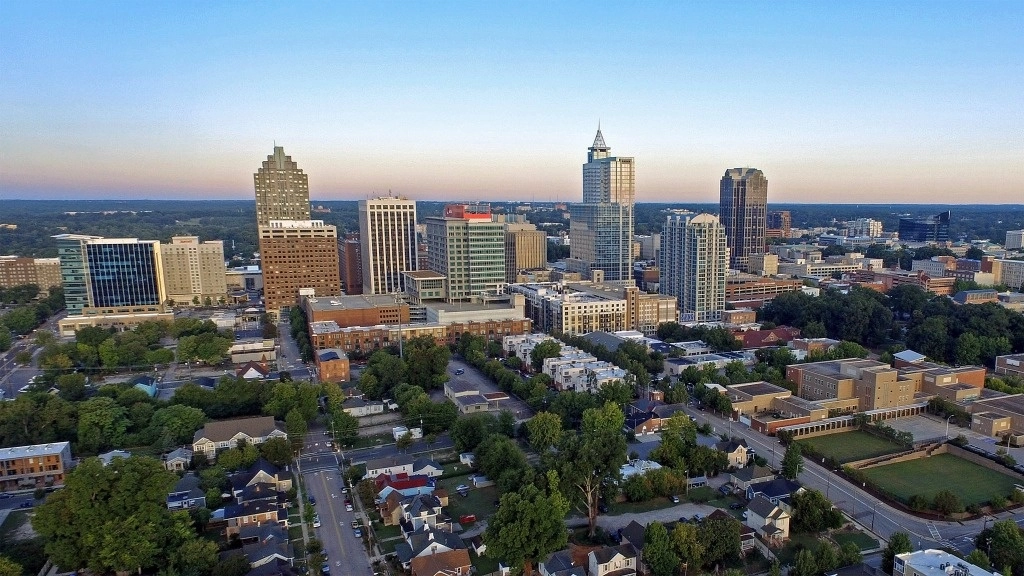 La ciudad de Raleigh, en Carolina del Norte, cuya fiscalía dictó sentencia contra un mexicano por delitos contra la salud. Foto tomada del Facebook de @CityofRaleigh 

