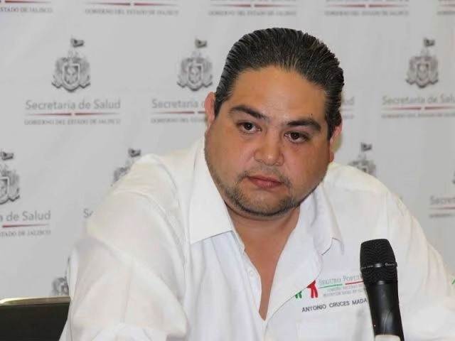 Antonio Cruces Mada, es secretario de Salud de Jalisco fue sentenciado por un desvío millonario de recursos públicos. Foto La Jornada