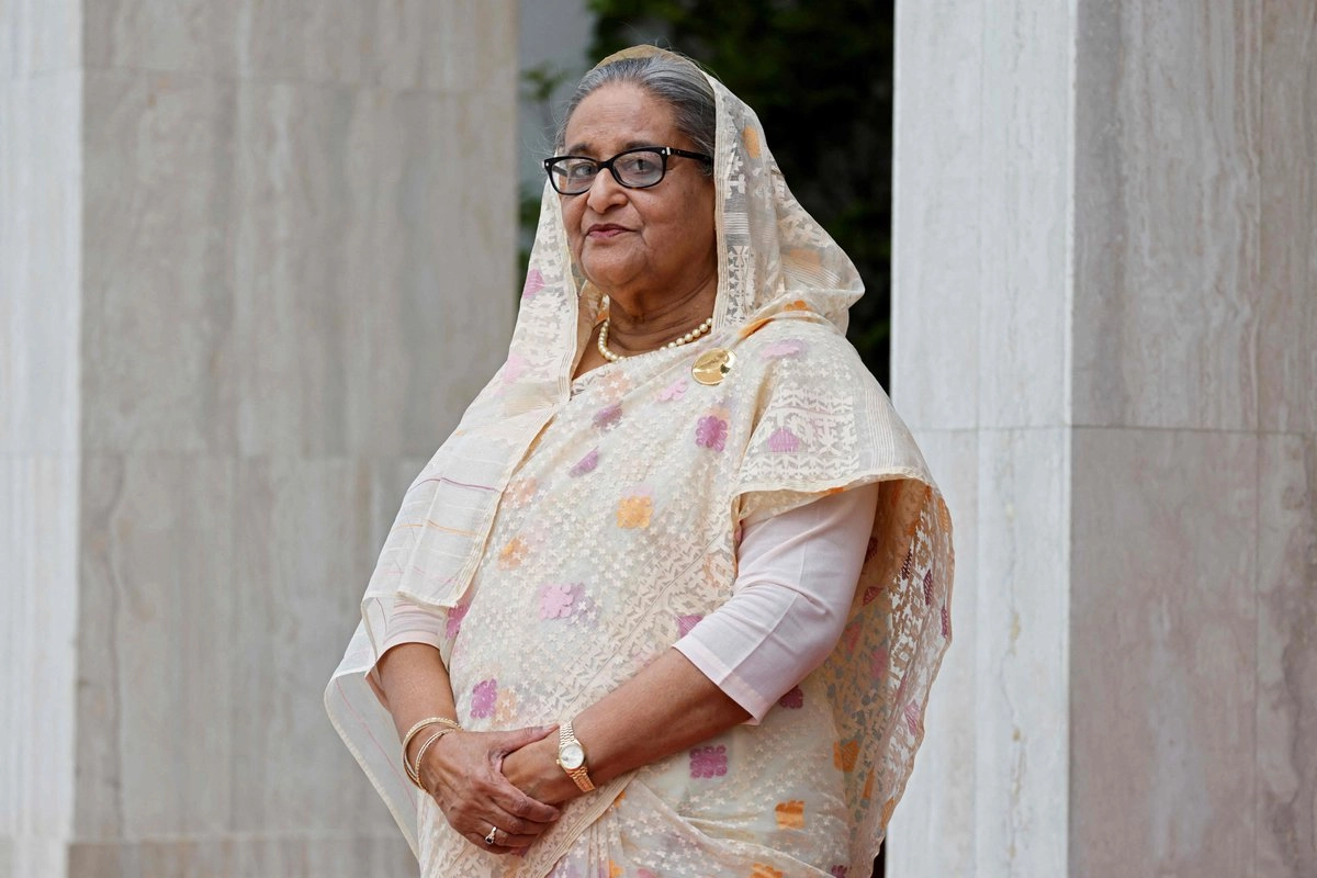 La ex primera ministra de Bangladesh, Sheikh Hasina, durante su visita de dos días a Dhaka.