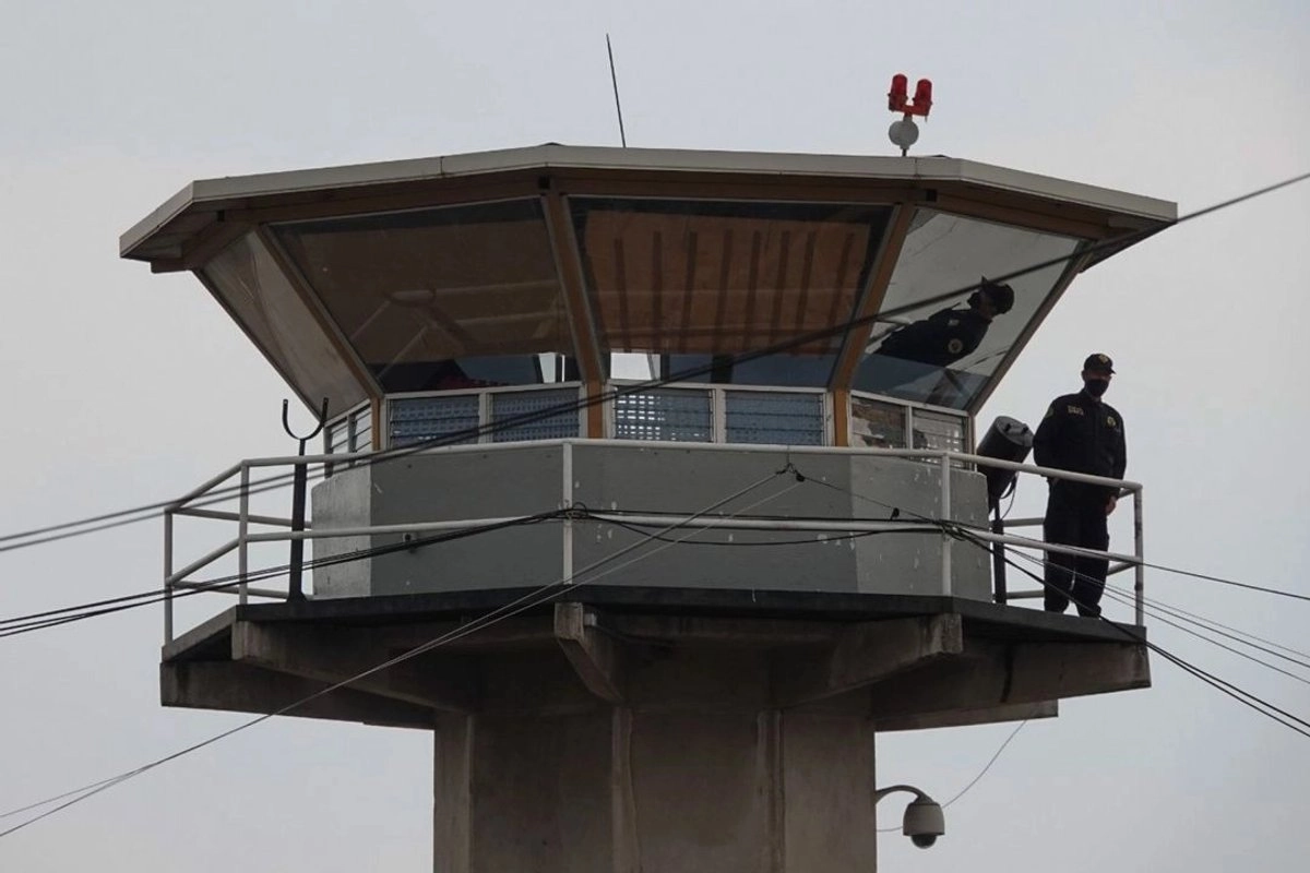 En noviembre de 2014, autoridades del estado de México detuvieron a los ahora sentenciados durante un operativo en un inmueble ubicado en la colonia Santo Domingo, en Chimalhuacán.