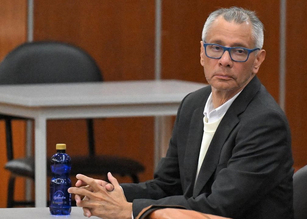 El ex vicepresidente de Ecuador (2013-2017), Jorge Glas, asiste a una audiencia en la Corte Nacional de Justicia en Quito, el 30 de junio de 2025. 