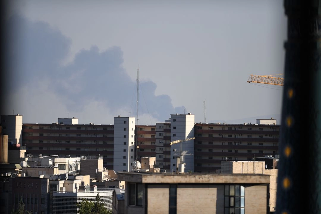 El presidente de China estima que la comunidad internacional, en particular las grandes potencias que tienen especial influencia sobre las partes en conflicto, deberían redoblar esfuerzos para reducir la tensión.