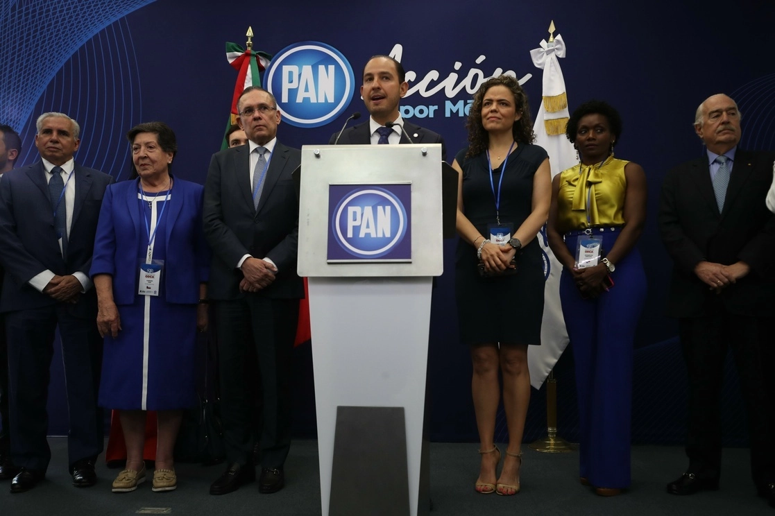 El dirigente nacional del PAN, Marko Cortés, durante una conferencia de prensa. Foto Yazmín Ortega Cortés / Archivo 

