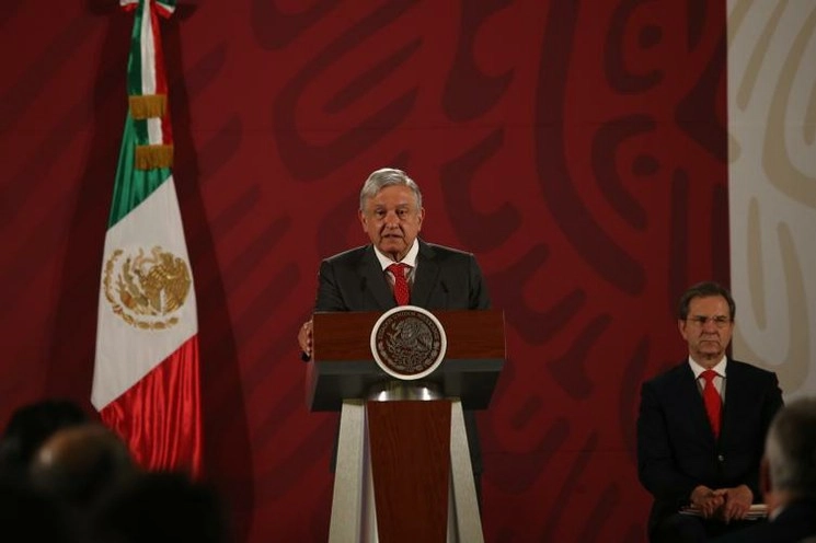 Andrés Manuel López Obrador confió en que se podrá lograr la extradición del ex director de Petróleos Mexicanos, Emilio Lozoya. Foto Jesús Villaseca