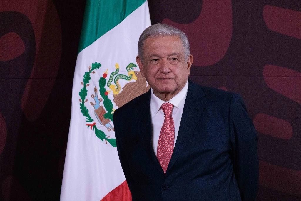 El presidente López Obrador, durante su conferencia matutina de este lunes 8 de enero, en Palacio Nacional. Foto Presidencia 