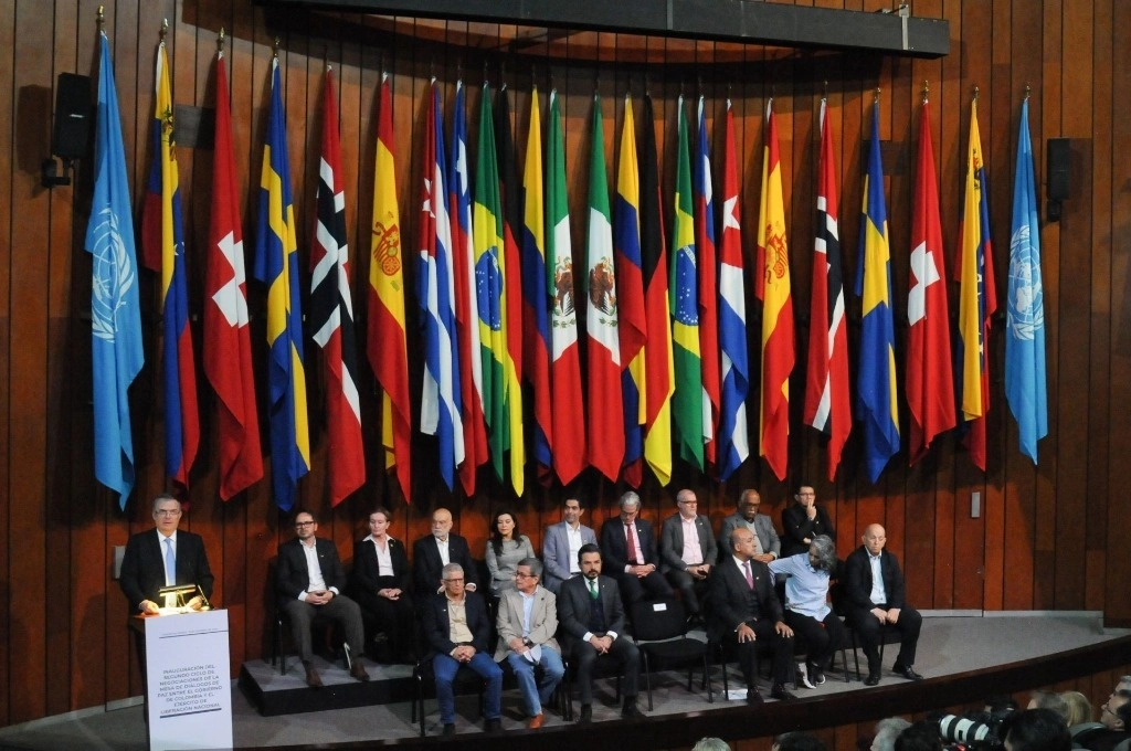 En imagen de archivo, inauguración del segundo ciclo de diálogo de paz con Colombia. Foto Cuartoscuro 