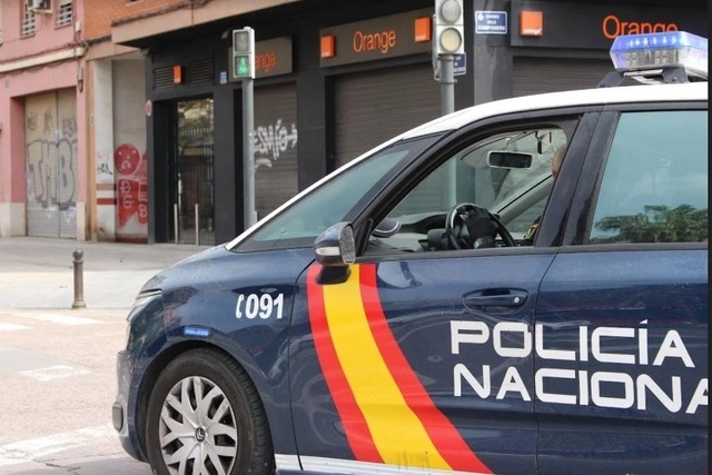 La Brigada de la Policía Nacional especializada en la lucha antiterrorista se había movilizado en Madrid para investigar el presunto crimen homófobo. Foto Europa Press