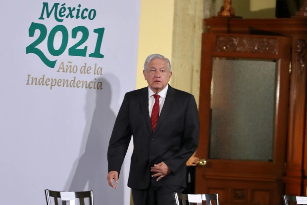 El presidente Andrés Manuel López Obrador durante su conferencia matutina en Palacio Nacional, en la Ciudad de México, el 15 de junio de 2021. Foto Roberto García Ortiz