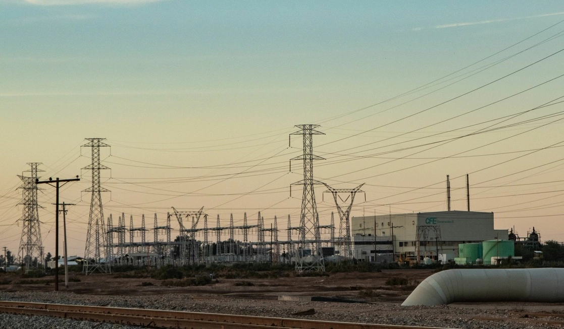 Central Geotermoeléctrica Cerro Prieto en el Valle de Mexicali perteneciente a la red de producción eléctrica nacional de la Comisión Federal de Electricidad. Foto Cuartoscuro / Archivo 