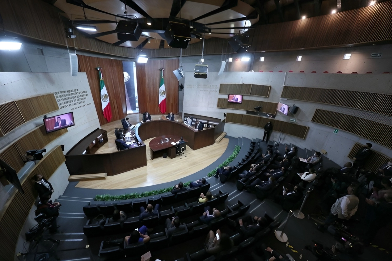 Sesión en el Tribunal Electoral del Poder Judicial de la Federación. Foto Roberto García Ortiz / Archivo