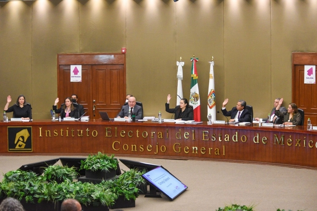 El IEEM confirmó las dos fechas de debates entre aspirantes a la gubernatura en Edomex; el primero se realizará el 20 de abril y el segundo será el 18 de mayo. Foto Cuatoscuro / Archivo