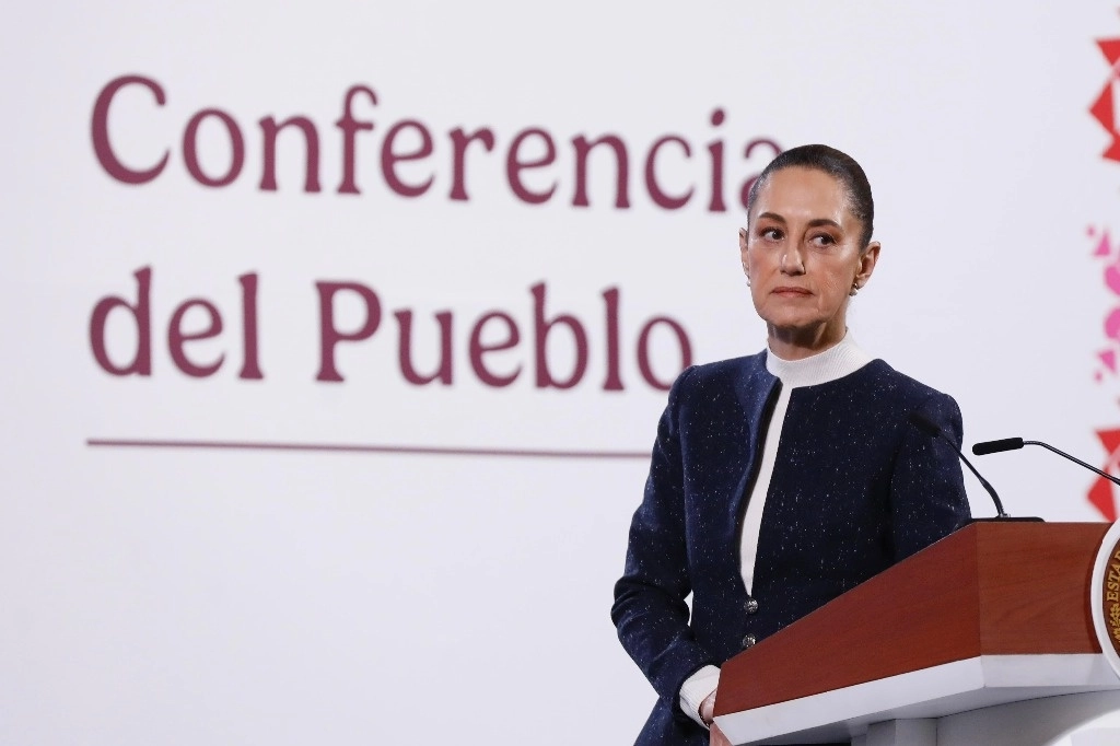 La Presidenta de México, Claudia Sheinbaum, durante su conferencia matutina en Palacio Nacional, en la Ciudad de México, el 19 de diciembre de 2024. Foto Germán Canseco