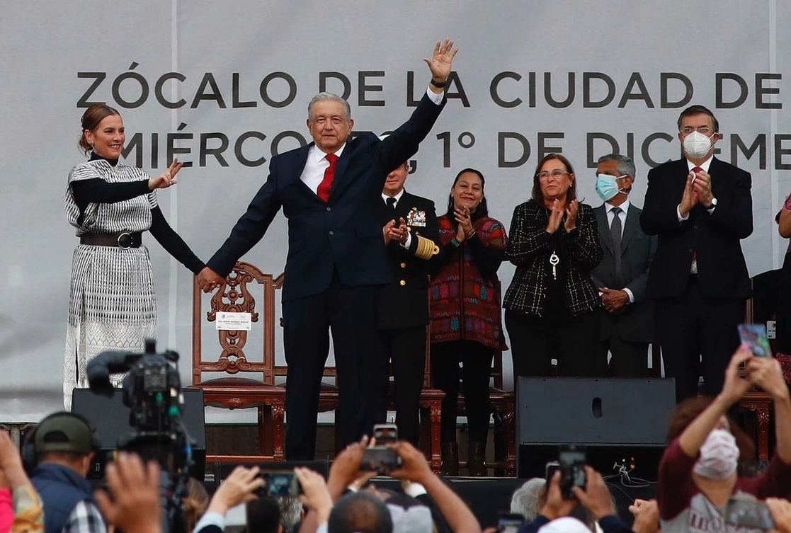 El presidente López Obrador y su esposa Beatriz Gutiérrez Müller el pasado 01 de diciembre 2021. Foto Cristina Rodríguez
