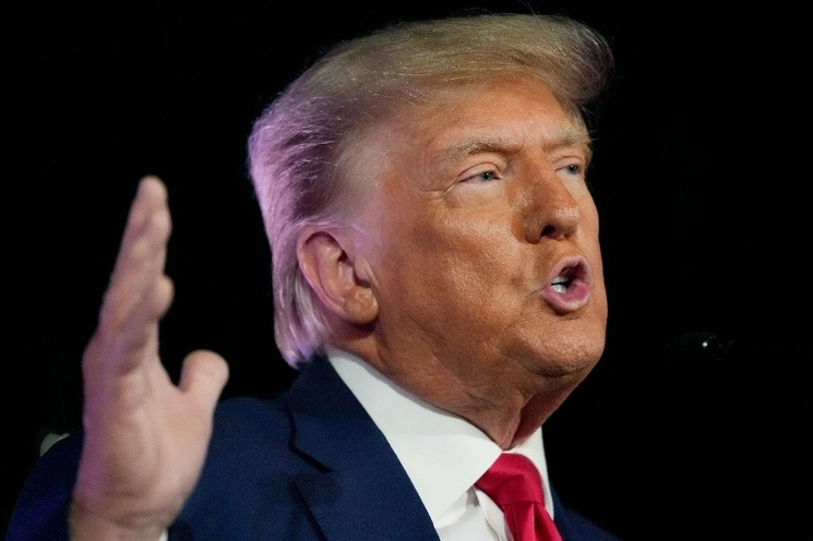 El ex presidente de los Estados Unidos, Donald Trump, dijo que recibió una carta en la que se le informa que es blanco de la investigación del Departamento de Justicia. Foto Ap / Archivo 