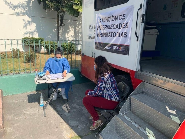 Unidades Móviles del Estado de México dan atención a posibles pacientes con coronavirus. Foto Twitter @SaludEdomex