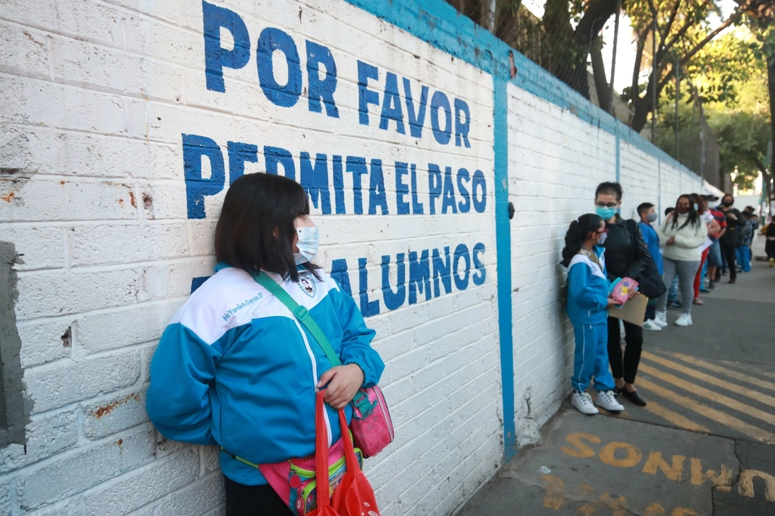 La AEFCM confirmó un segundo caso de Covid-19 en escuelas de la Ciudad de México. La imagen, del pasado 7 de junio. Foto Luis Castillo