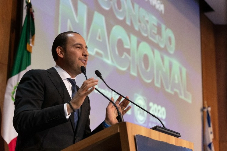 “Hacemos un llamado a mirar en favor de los bajacalifornianos y de sus derechos políticos, que ya dejaron claro en las urnas su voto para que el gobernador de Baja California solo gobierne por dos años”, dijo el líder panista Marko Cortés. Foto Pablo Ramos / Archivo 