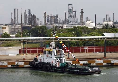 Legisladores de Estados Unidos expresaron su "profunda preocupación" por el trato preferencial que recibe Petróleos Mexicanos del gobierno de AMLO. Foto Marco Peláez / Archivo