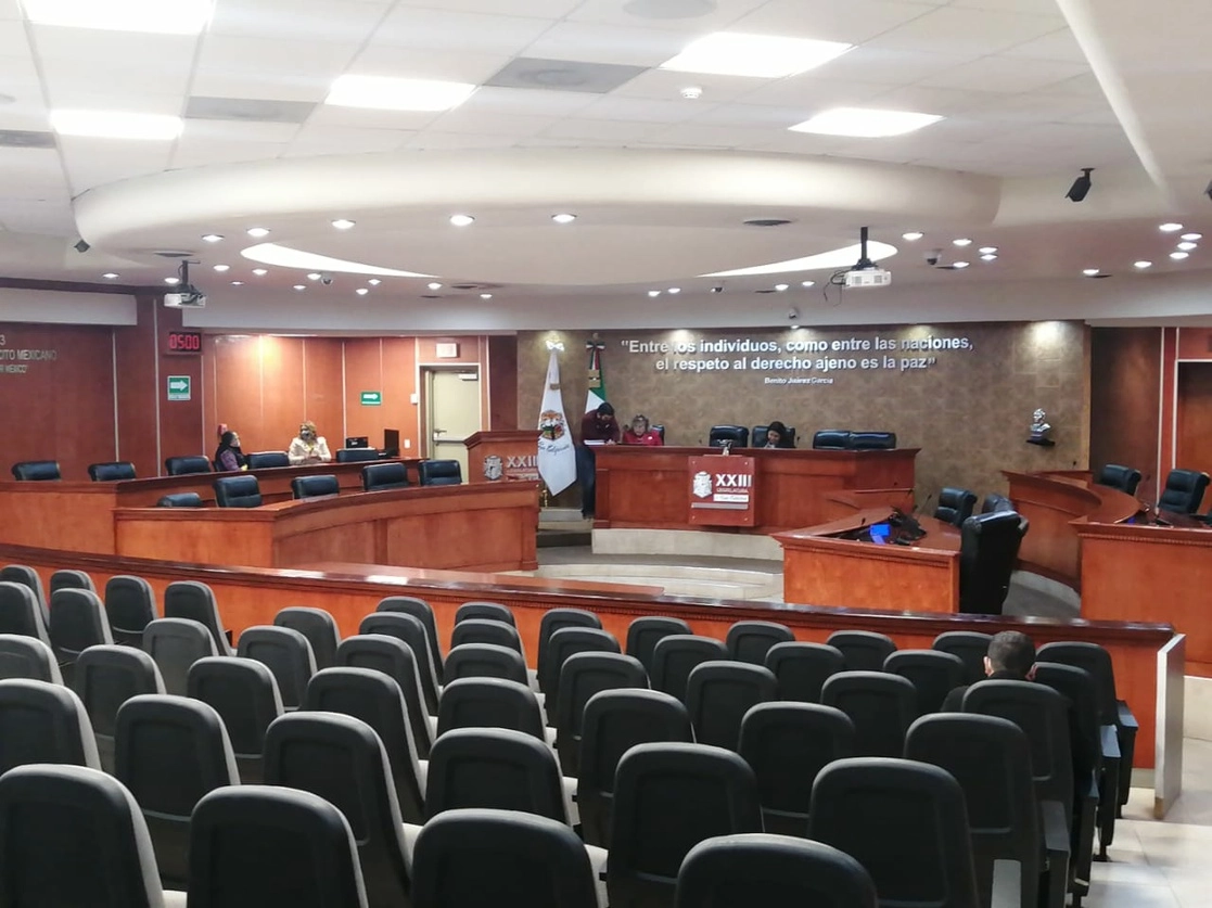 Sesión de trabajo en el Congreso del estado de Baja California. Foto Tomada del Twitter @congresobc