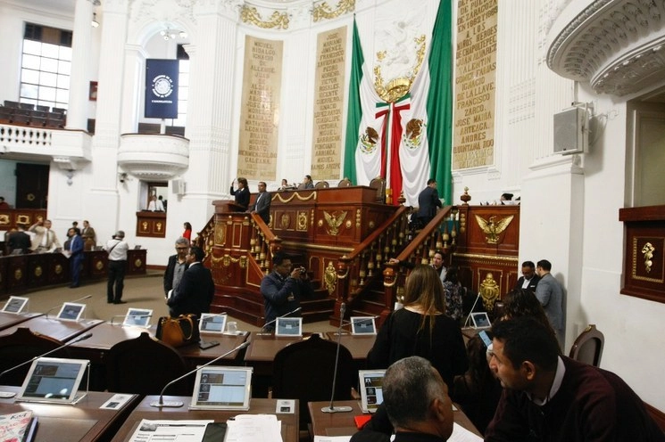 Sesión del Congreso de la Ciudad de México. Foto Roberto García Ortiz / archivo