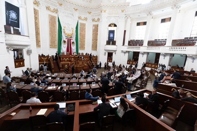 El congreso capitalino rechazó por mayoría la petición de licencia del diputado Christian Von Roehrich. Foto Pablo Ramos/Archivo