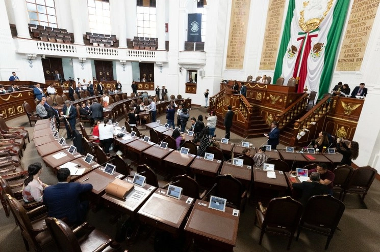 La sesión del Congreso de la CDMX del 17 de marzo de 2020. Foto Pablo Ramos