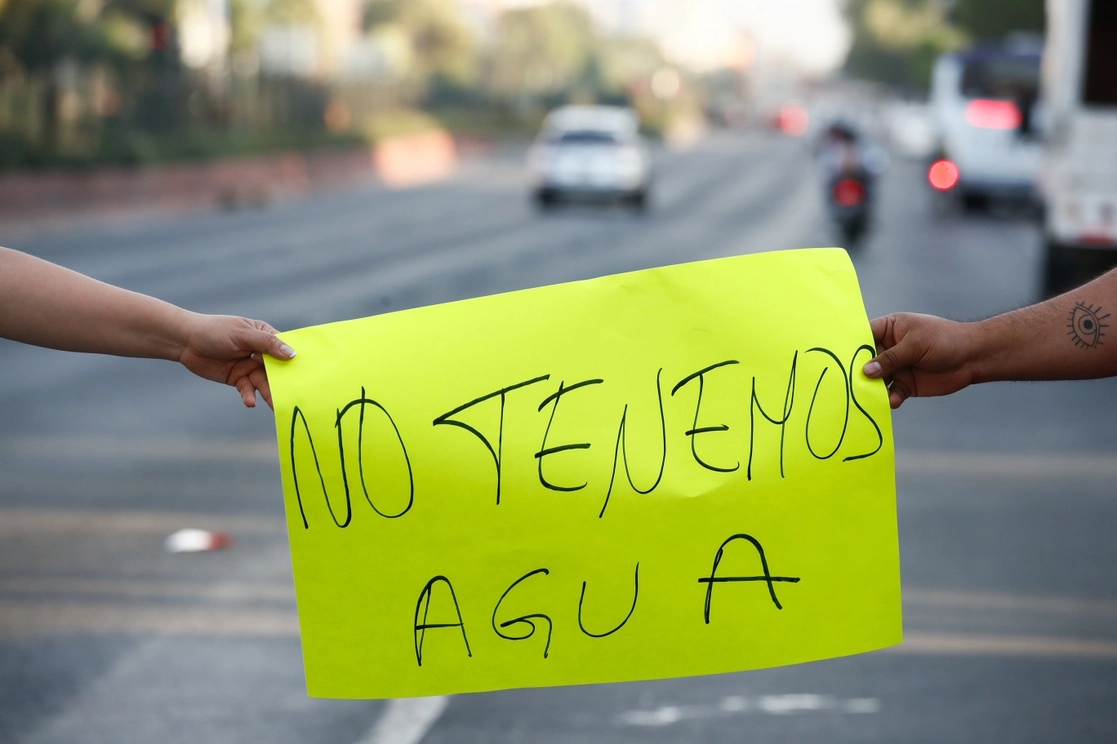 El Congreso de Nuevo León busca frenar a crisis e agua que enfrenta hace varios meses. Foto Víctor Camacho/Archivo