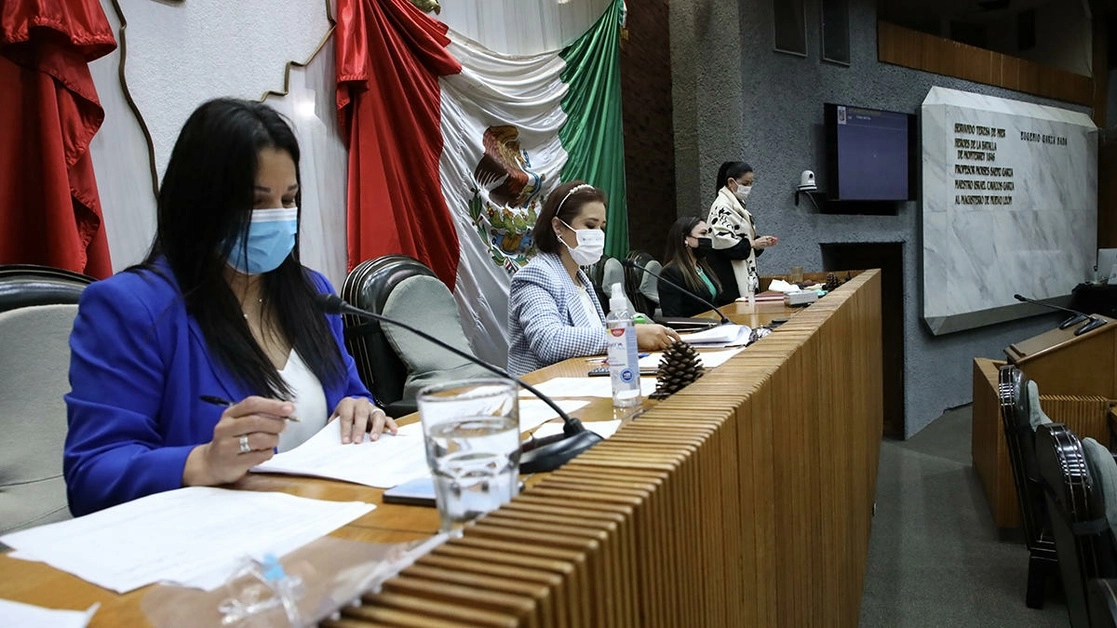 El Congreso de Nuevo León analiza ley para adquirir facultades para designar a directores de organismos descentralizados. Foto tomada del Twitter de @CongresoNL / Archivo