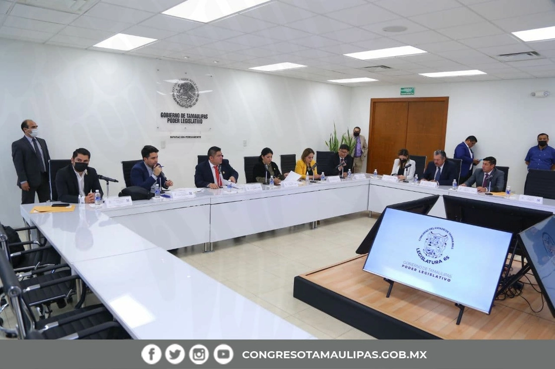 Diputados tamaulipecos durante una sesión de la Comisión Permanente. Foto @CongresoTams
