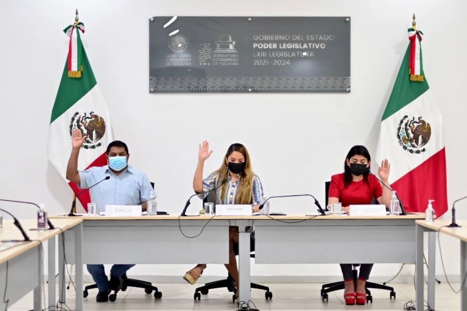 En imagen del 4 de agosto de 2022, sesión de la diputación permanente del Congreso de Yucatán. Foto tomada de la cuenta de Twitter @CongresoYucatan