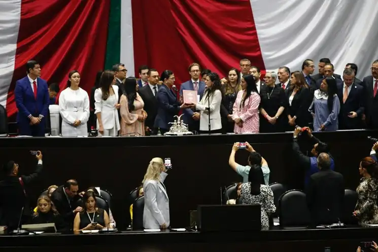 Entrega del Quinto Informe de Gobierno de Andrés Manuel López Obrador al Congreso de la Unión. Fot José Antonio López.