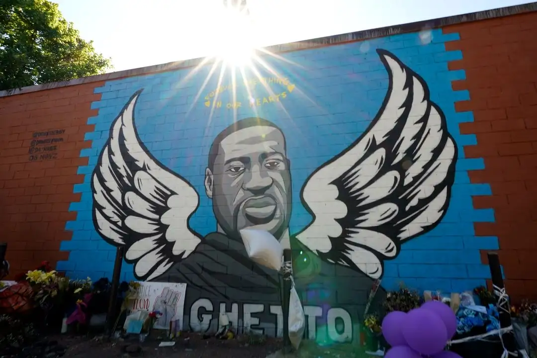 Un mural en honor a George Floyd en el Tercer Distrito de Houston, el domingo 7 de junio de 2020.  Foto 