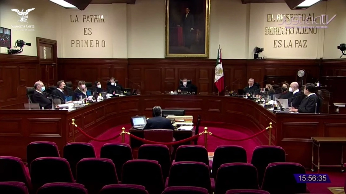 La ley de la industria eléctrica se mantuvo intacta, ya que no alcanzó los ocho votos en la suprema Corte de Justicia de la nación para invalidarla por mayoría calificada. el debate de los ministros dejó claro varios temas que se discutirán en el Congreso para la reforma, entre ellos el papel del estado como garante del servicio y la posibilidad de restringir la participación privada en el mercado. Foto cortesía SCJN