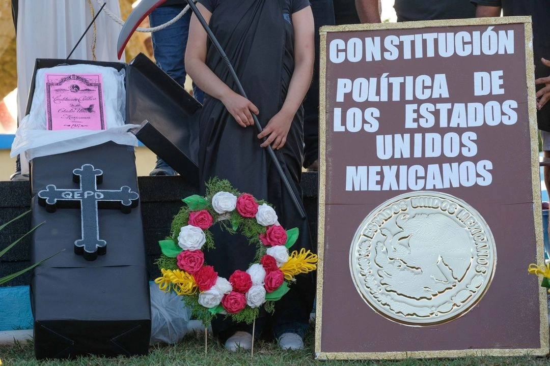 Las constituciones, a partir de la constitución de Cádiz de 1812, se han ido modificando de acuerdo con el pensamiento político que las ha conformado a lo largo de la historia. Foto