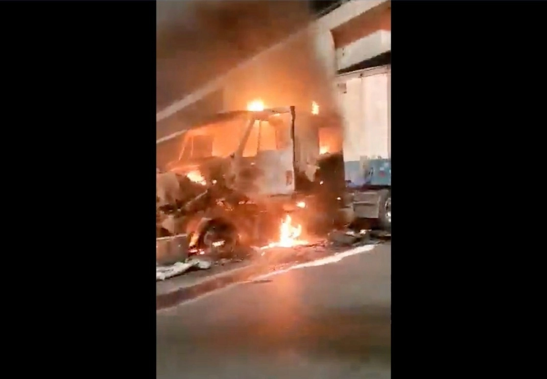 El lunes tuvo lugar una serie de enfrentamientos y agresiones tras la captura de un líder criminal en Nuevo Laredo. Foto tomada del Twitter de @JuanKopernico
