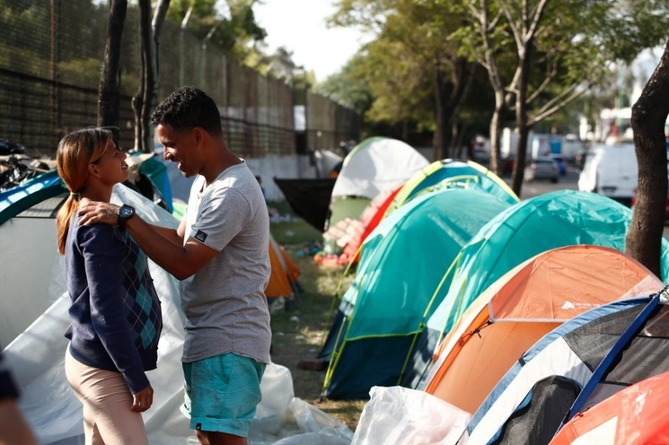 Campamento migrante en la CDMX. Foto Víctor Camacho