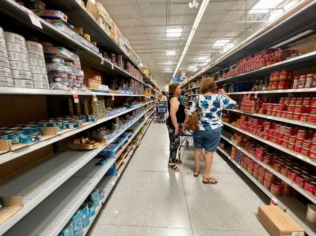 Kantar prevé que las familias se queden más en casa durante este año en busca de obtener ahorros, y al momento de hacer el super, optarán por marcas más económicas o comprar al mayoreo.