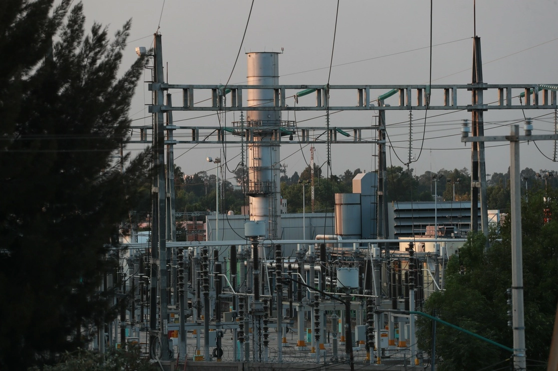 Subestación eléctrica en La Noria, Xochimilco. Foto Luis Castillo / Archivo