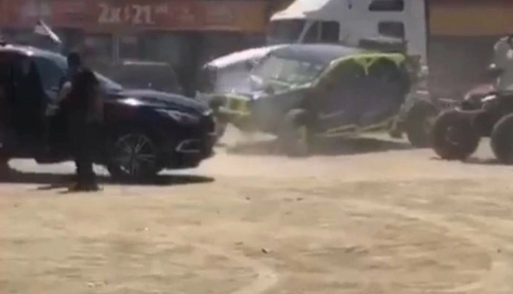 El municipio emitió un comunicado, para confirmar que son 10 muertos y 9 heridos, el saldo del ataque en San Vicente. Foto: Ls Jornada Baja California
