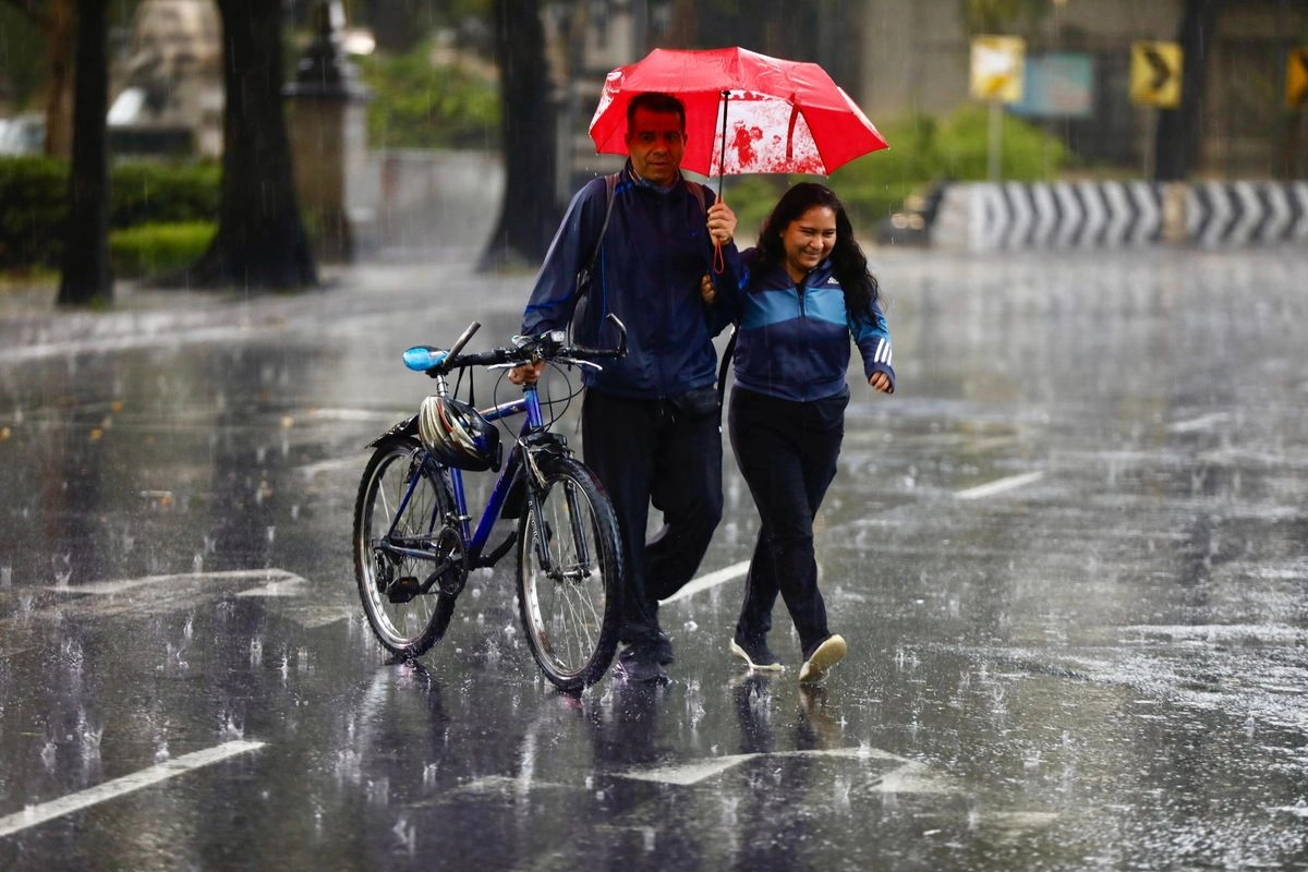 Lluvia en la Ciudad de México este 14 de agosto de 2025. Foto 