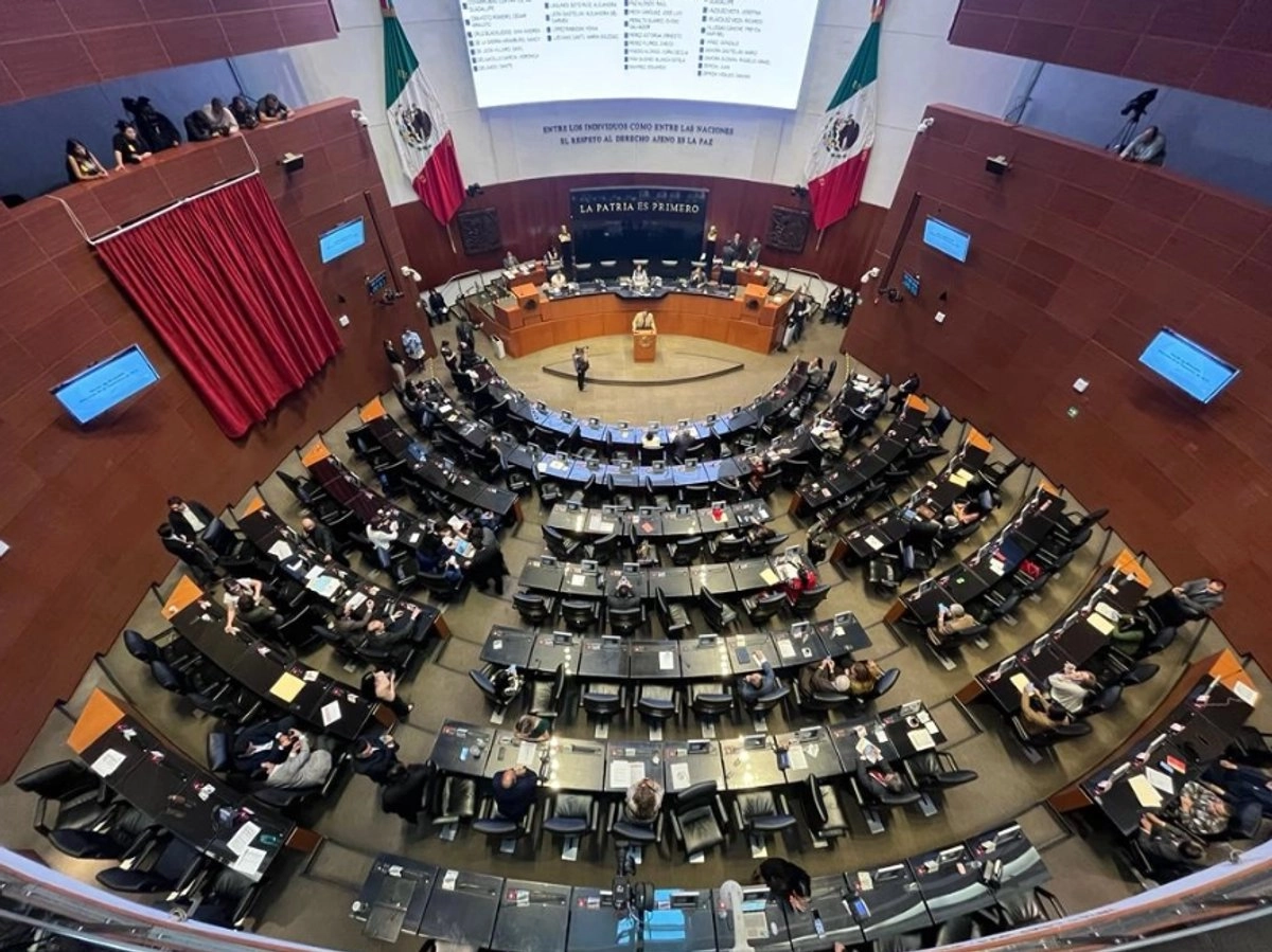 Sesión en el Senado de la República.