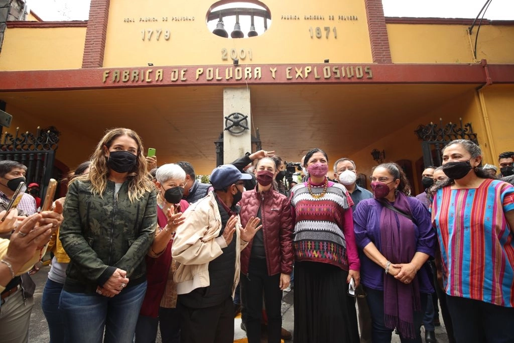 La jefa de Gobierno de la Ciudad de México, Claudia Sheinbaum, y la secretaria de Cultura, Alejandra Frausto, encabezan la inauguración de la Cuarta Sección del Bosque de Chapultepec. Foto María Luisa Severiano



