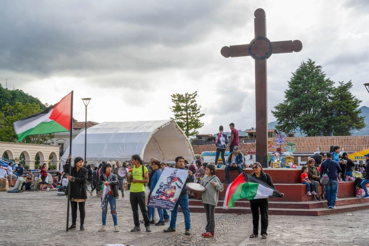 En el caso de San Cristóbal se prevé que la peregrinación de las parroquias de Guadalupe y San Ramón concluyan en el centro de la ciudad y luego el obispo Aguilar Martínez oficie una misa en la catedral. 