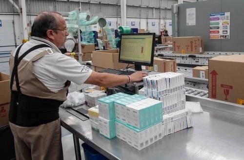 Almacén de farmacia del sector salud. Foto Yazmín Ortega Cortés/ archivo