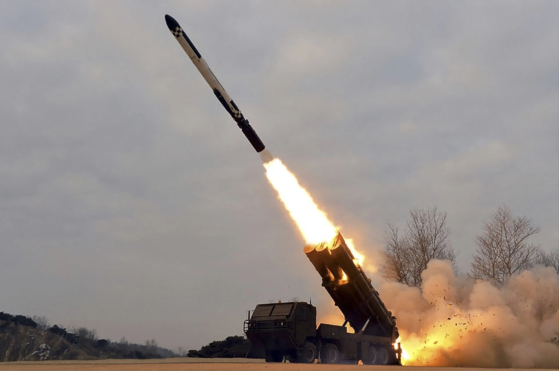 Imagen tomada el 25 de enero de 2022 y publicada por la Agencia Central de Noticias de Corea oficial de Corea del Norte. Foto Afp