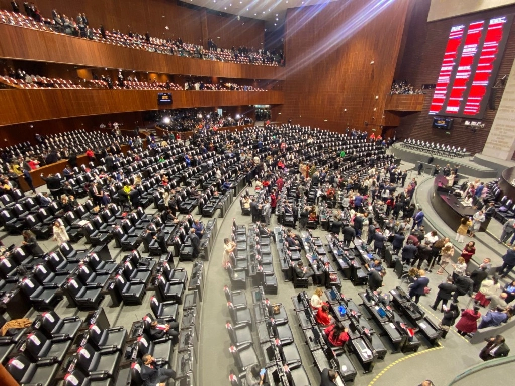 Sesión del congreso general, en donde tomará protesta Claudia  Sheinbaum Pardo como presidenta de México, en la Cámara de Diputados, en la Ciudad de México, el 1 de octubre de 2024. Foto Germán Canseco


