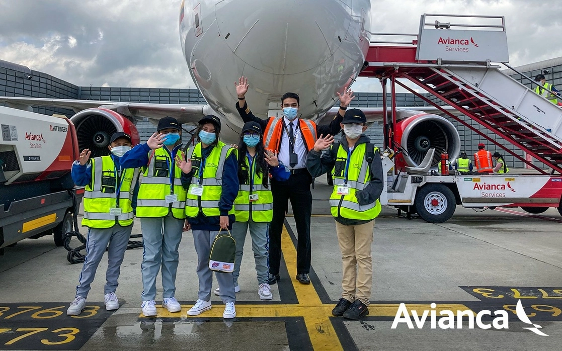 Trabajadores de la aerolínea. Foto @Avianca