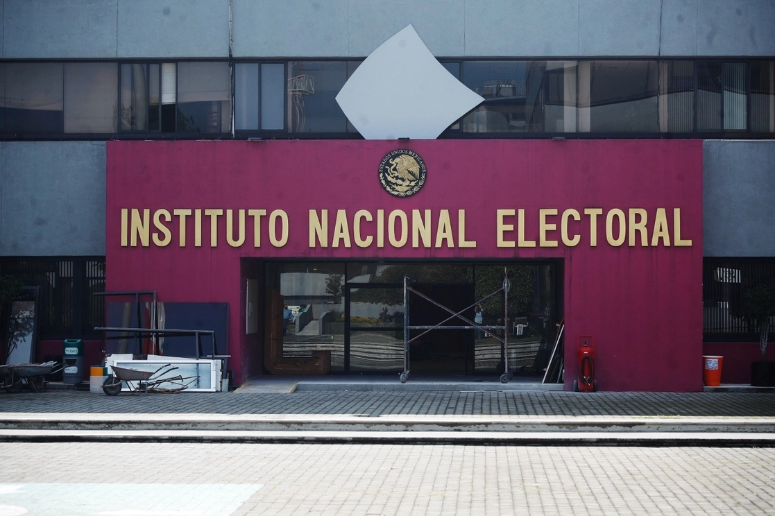 Sede del INE en la Ciudad de México. Foto Cristina Rodríguez / Archivo