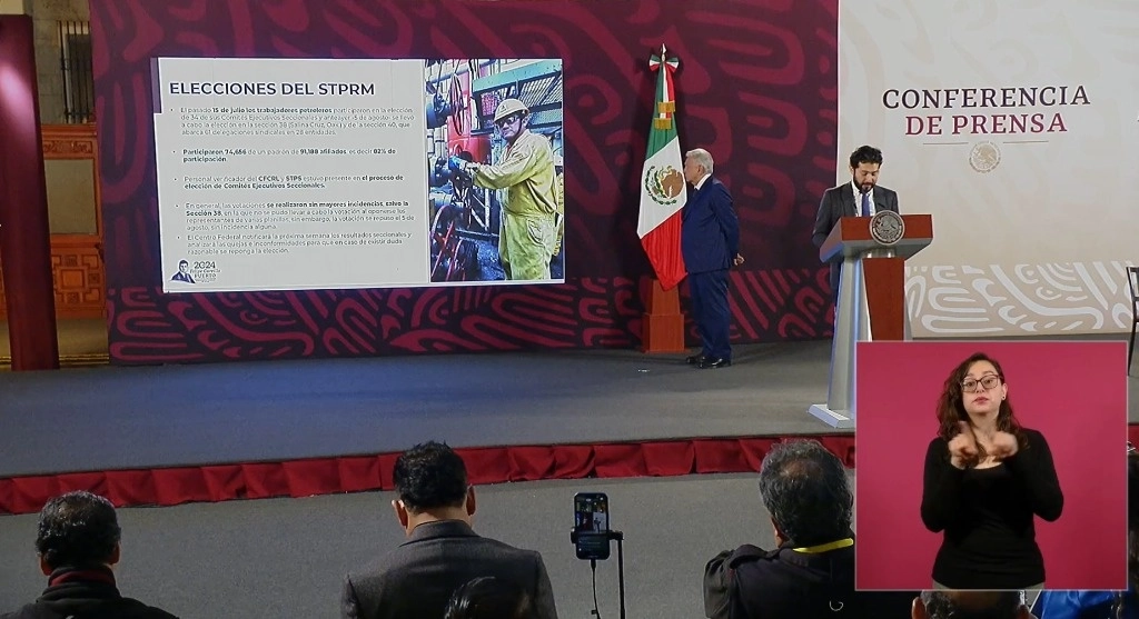 Aspectos de la conferencia matutina del presidente Andrés Manuel López Obrador. Foto Presidencia